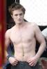 Robert Pattinson shirtless, my oh my =D